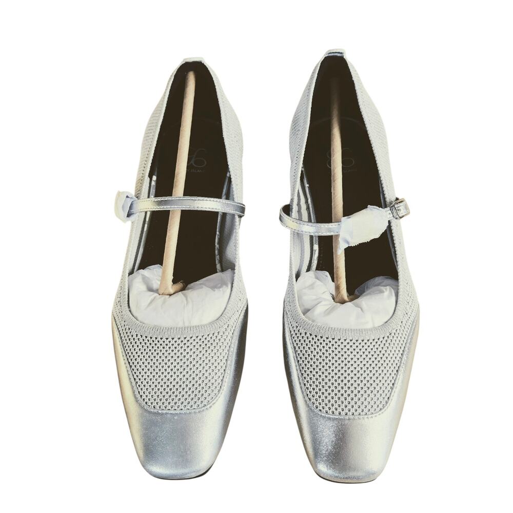 Mary Jane Single Strap Mary Jane Silver | Size 7 Women’s | Cosy Island - Picture 3 of 8